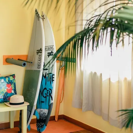 Affittacamere Pksc - Surfers House Peniche
