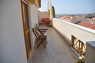 Pksc - Surfers House 3*
