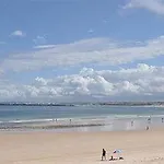 Pensión Pksc - Surfers House 3*