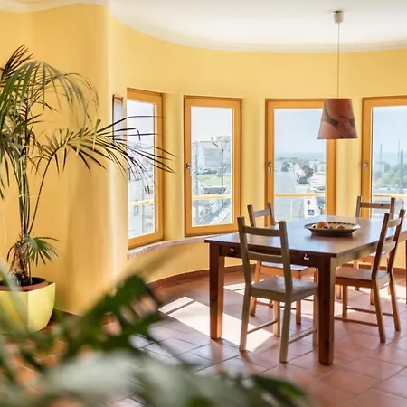 Pensjonat Pksc - Surfers House Peniche