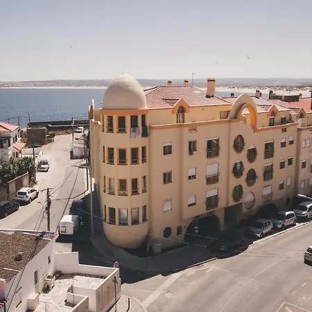 בית הארחה Pksc - Surfers House 3*