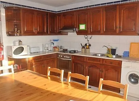 בית הארחה Pksc - Surfers House 3*