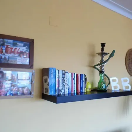 Pksc - Surfers House 3* פניש