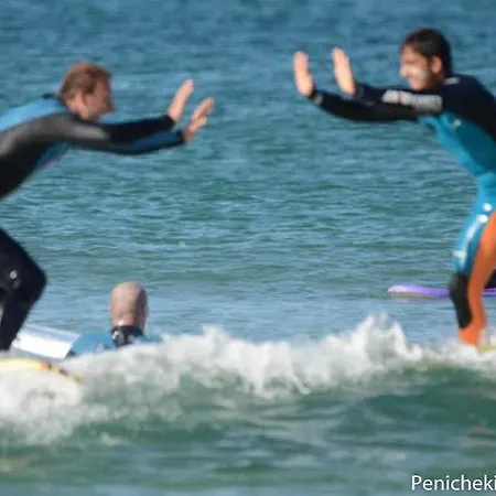 בית הארחה Pksc - Surfers House 3*