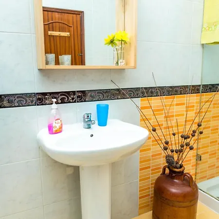 Pksc - Surfers House פניש