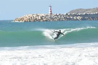 Gasthof Pksc - Surfers House Peniche